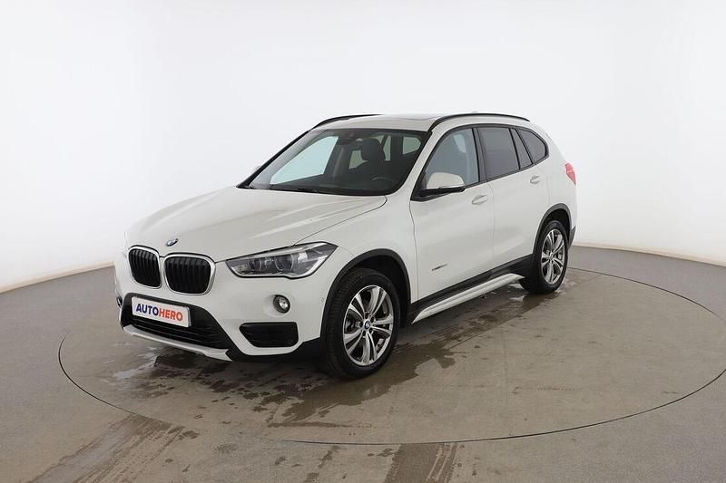 Usado BMW X1 Sport Line 150 CV (110 kW) 2018 Blanco SUV