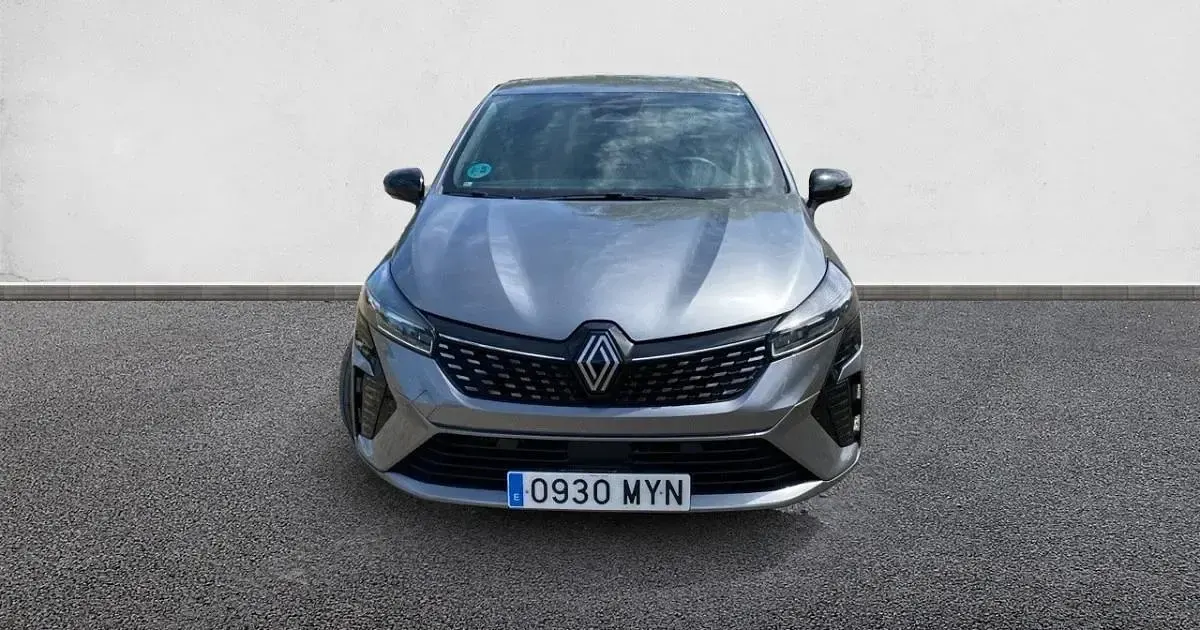 Usado Renault Clio Techno 90 CV (66 kW) 2025 Utilitario