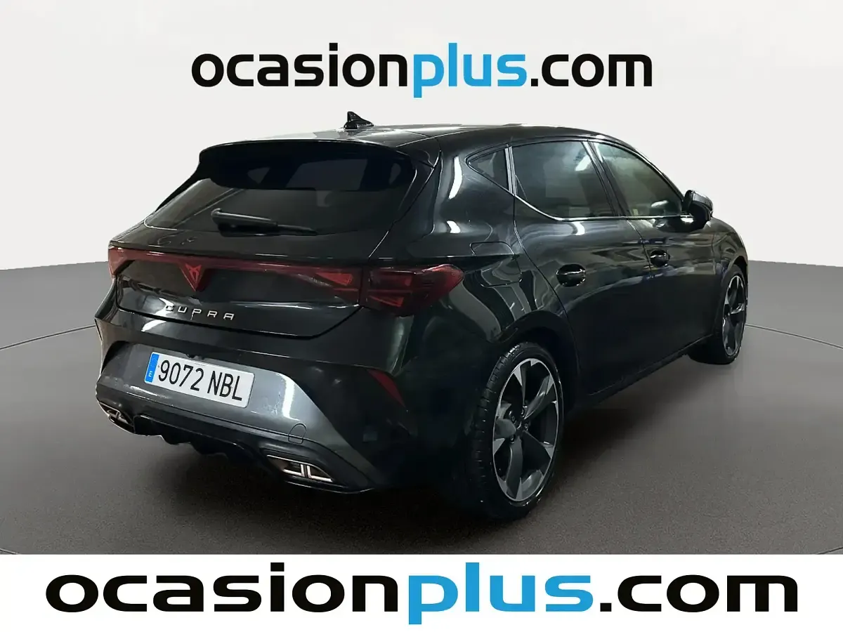 Käytetty Cupra Leon 204 HP (150 kW) 2025 Musta Sedan