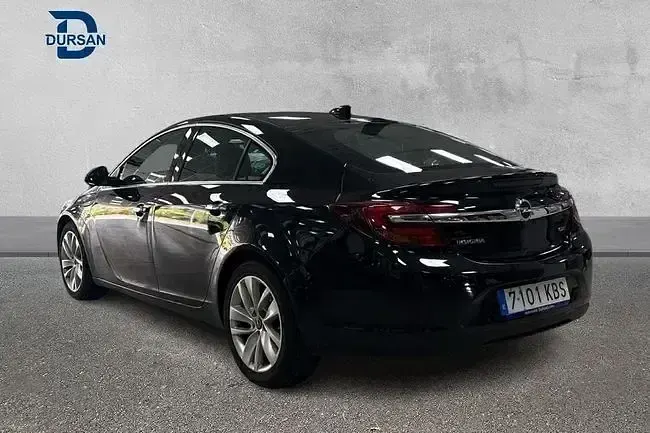 Usado Opel Insignia Excellence 136 CV (100 kW) 2017 Negro Berlina