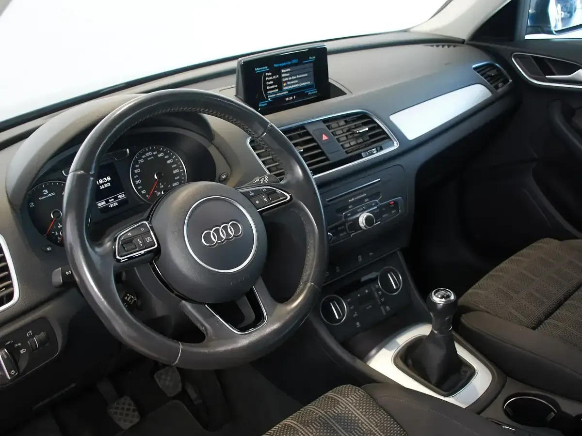 Usado Audi Q3 Sport 120 CV (88 kW) 2017 Azul SUV