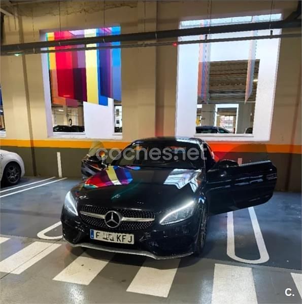 Usado Mercedes C220 170 CV (125 kW) 2018 Negro Coupe