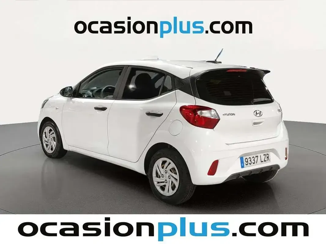 Usado Hyundai i10 67 CV (49 kW) 2022 Blanco Utilitario