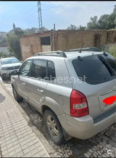 Usado Hyundai Tucson Comfort 140 CV (102 kW) 2006 Gris / plata SUV