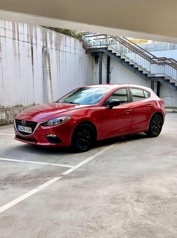 Burdeos Usado 2014 Mazda 3 Style Utilitario | 11.490 € (Buen precio) - Imagen 1/4
