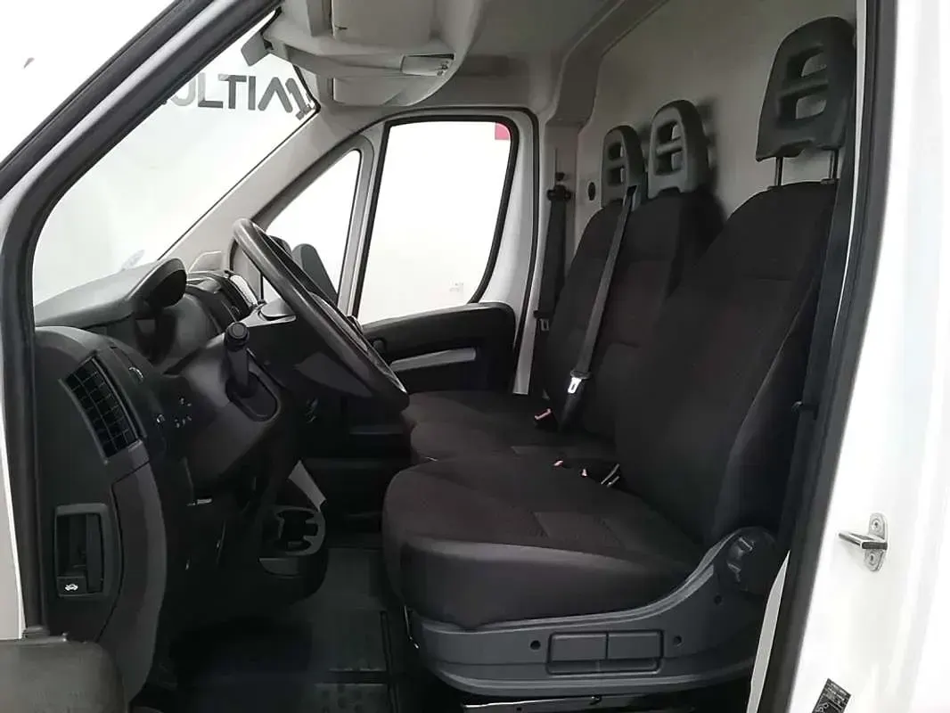 Usado Peugeot Boxer S 165 CV (121 kW) 2020 Blanco Van