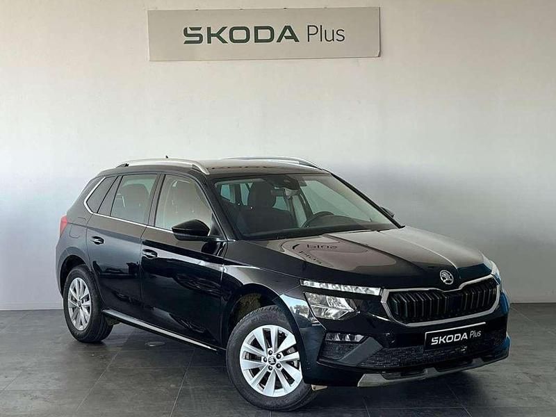 Usado Skoda Kamiq Selection 116 CV (85 kW) 2025 Negro SUV