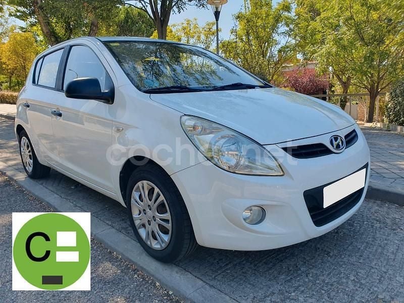 Blanco Usado 2009 Hyundai i20 Comfort Berlina | 5990 € (Precio justo) - Imagen 1/4