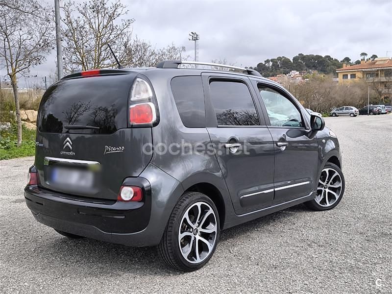Usado Citroën C3 Picasso Exclusive 99 CV (72 kW) 2016 Gris / plata Monovolumen