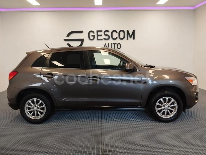 Usado Mitsubishi ASX Motion 117 CV (86 kW) 2013 Marrón SUV