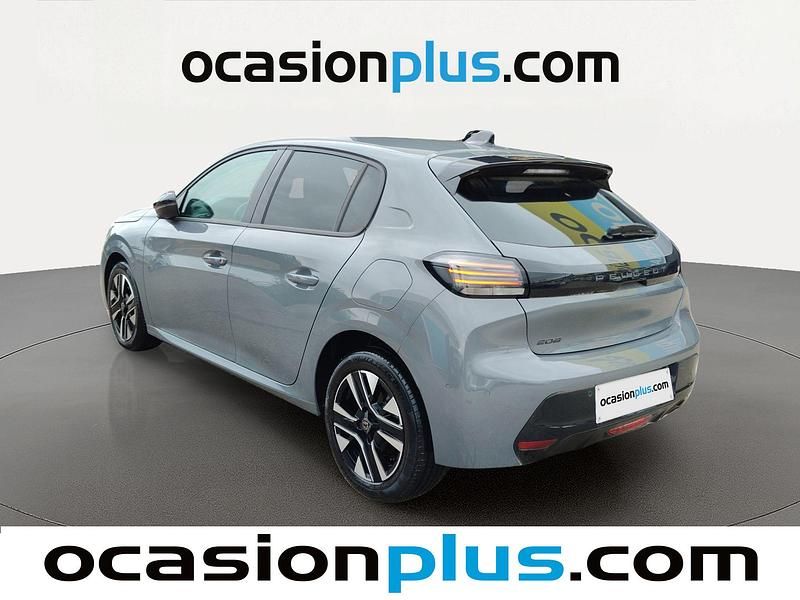 Usado Peugeot 208 Allure 100 CV (73 kW) 2024 Gris Utilitario