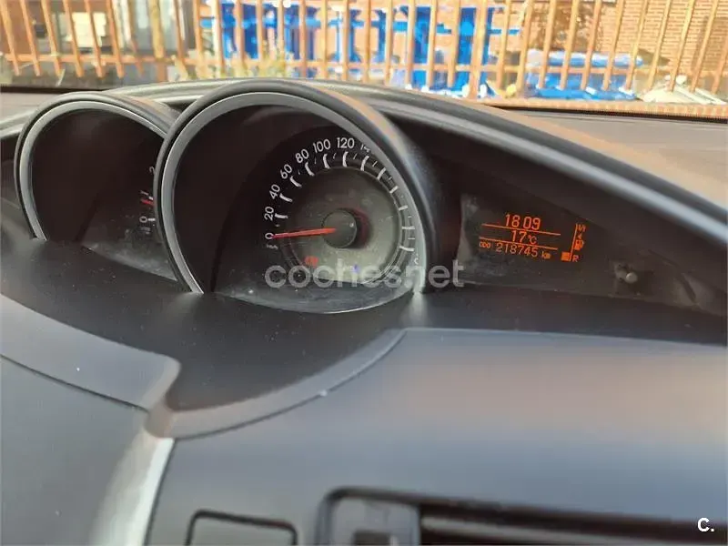 Usado Toyota Verso Comfort 112 CV (82 kW) 2015 Blanco Monovolumen