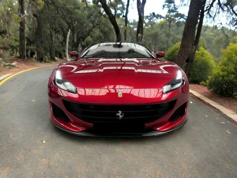 Rojo Usado 2019 Ferrari Portofino Coupe | 205.000 € - Imagen 1/4