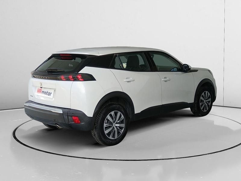 Usado Peugeot 2008 Active 110 CV (80 kW) 2021 Blanco SUV