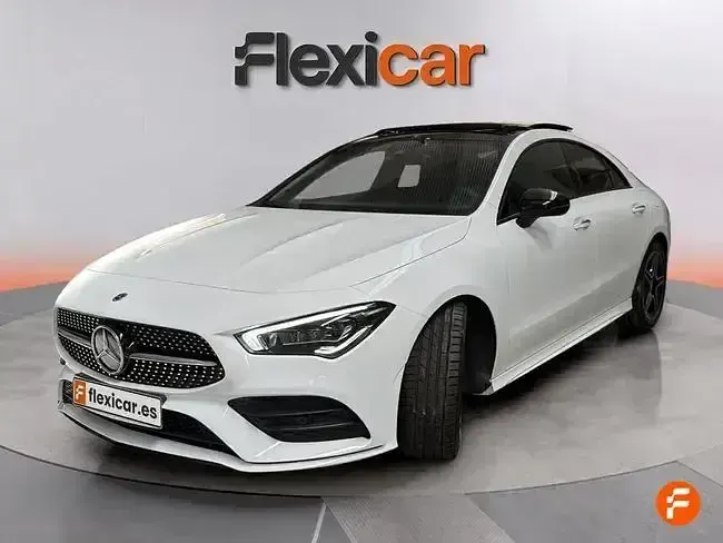 Usado Mercedes CLA200 150 CV (110 kW) 2022 Blanco Coupe