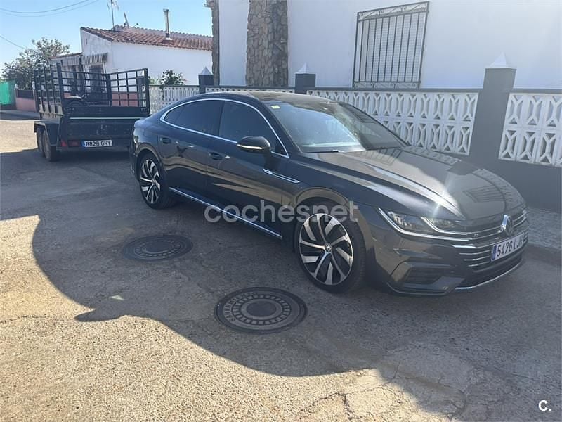 Usado VW Arteon R-line 150 CV (110 kW) 2020 Negro Berlina