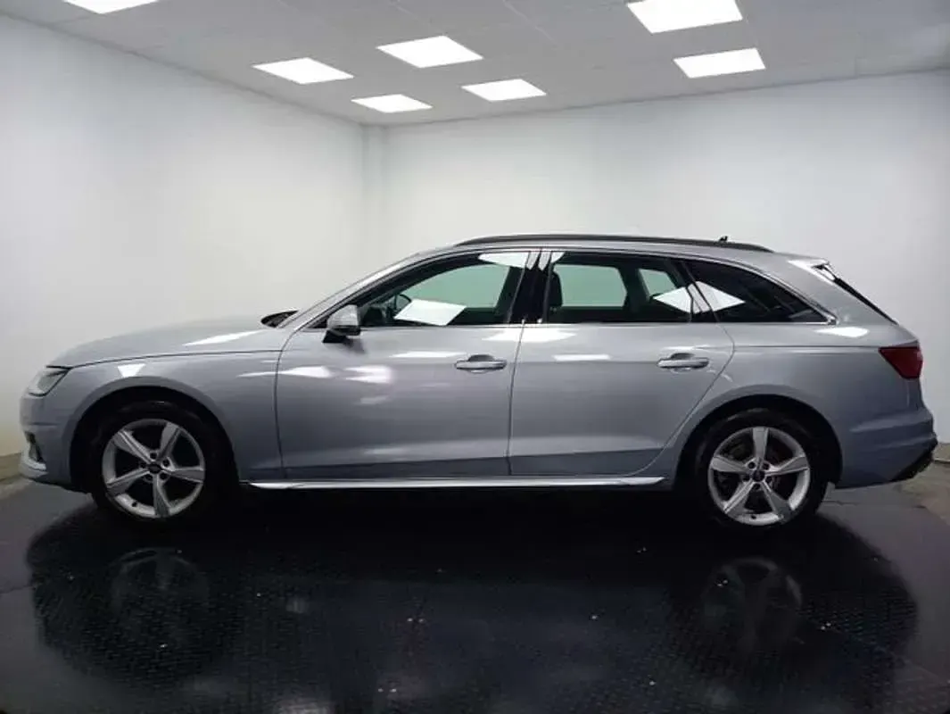 Usado Audi A4 Advanced Plus 163 CV (119 kW) 2021 Gris Familiar
