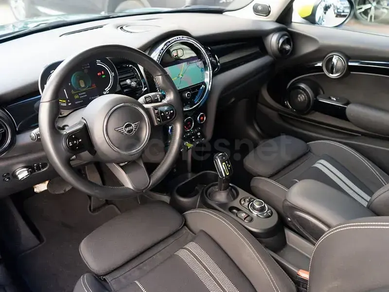 Usado Mini Cooper SE 135 kW (184 CV) 2022 Eléctrico Utilitario
