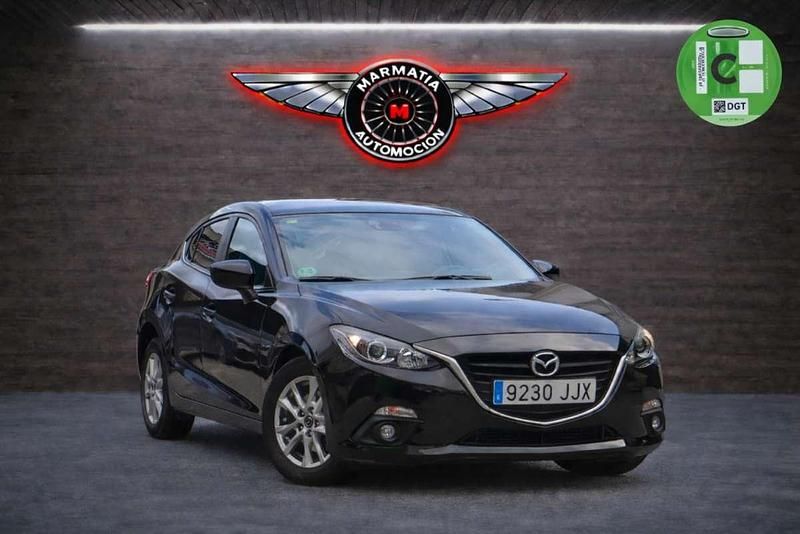 Usado Mazda 3 Style 150 CV (110 kW) 2015 Negro Utilitario