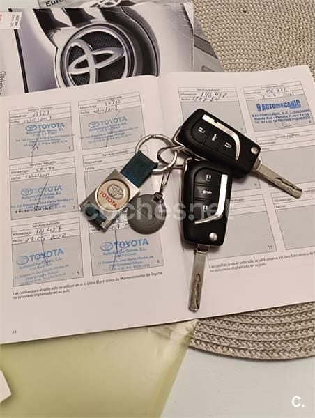 Usado Toyota Avensis Advance 143 CV (105 kW) 2016 Blanco Familiar