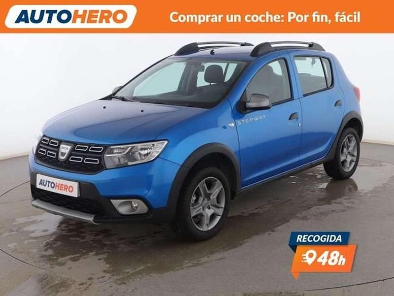 Usado Dacia Sandero Comfort 90 CV (66 kW) 2018 Azul Berlina