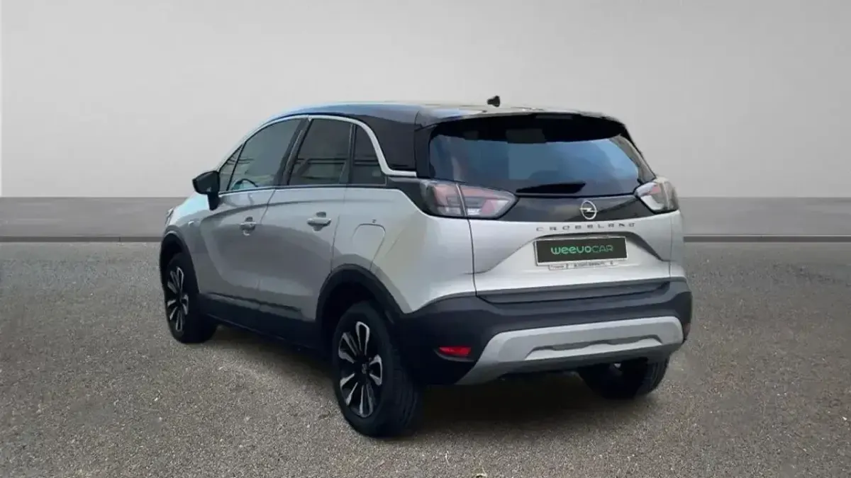 Usado Opel Crossland Elegance 110 CV (80 kW) 2024 Gris SUV