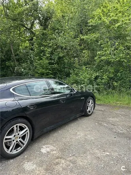 Usado Porsche Panamera S 400 CV (294 kW) 2011 Negro Utilitario