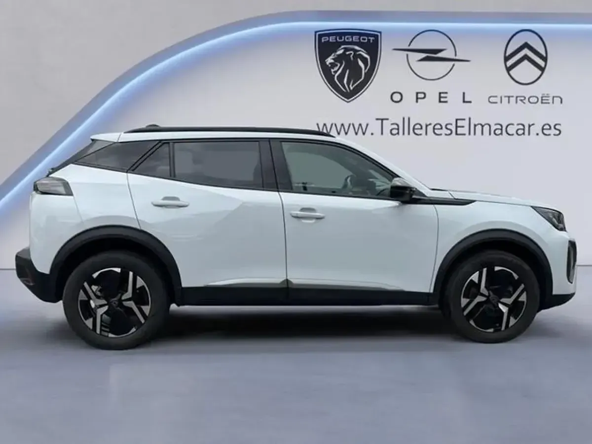 Usado Peugeot 2008 Allure 145 CV (106 kW) 2025 Blanco SUV