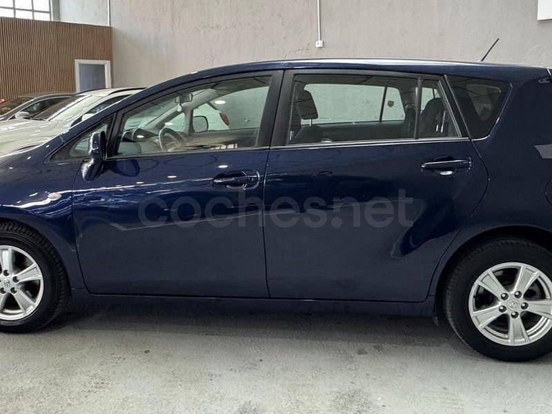 Usado Toyota Verso Active 126 CV (92 kW) 2009 Azul Monovolumen