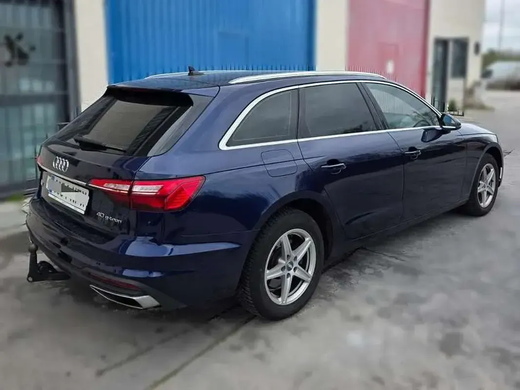 Usado Audi A4 Advanced Plus 170 CV (125 kW) 2020 Azul Familiar