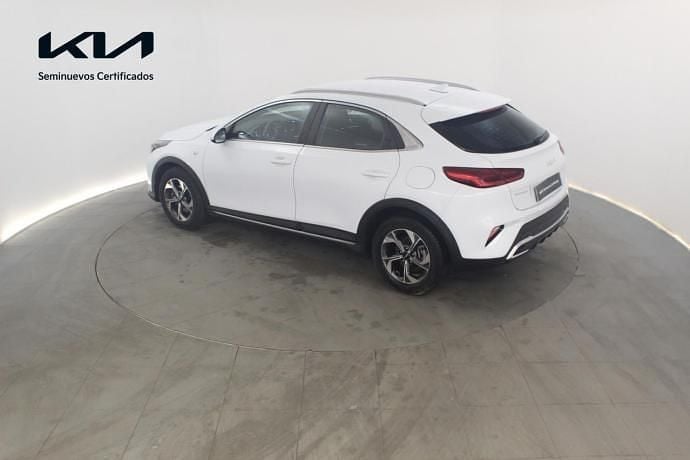 Usado Kia XCeed 101 CV (74 kW) 2025 Blanco SUV