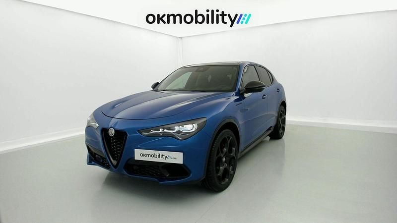 Usado Alfa Romeo Stelvio Competizione 280 CV (205 kW) 2023 Azul misano SUV
