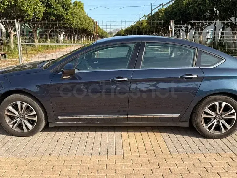 Usado Citroën C5 Shine 180 CV (132 kW) 2017 Azul Berlina