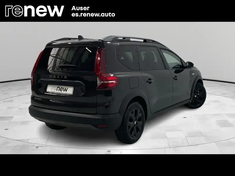 Usado Dacia Jogger Extreme 100 CV (73 kW) 2022 Negro Monovolumen