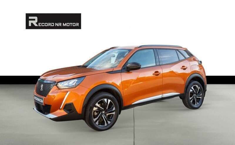 Usado Peugeot 2008 Allure 131 CV (96 kW) 2022 Naranja SUV