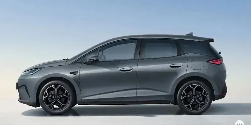 Nuevo BYD Dolphin Comfort 155 kW (212 CV) 2026 Gris Utilitario