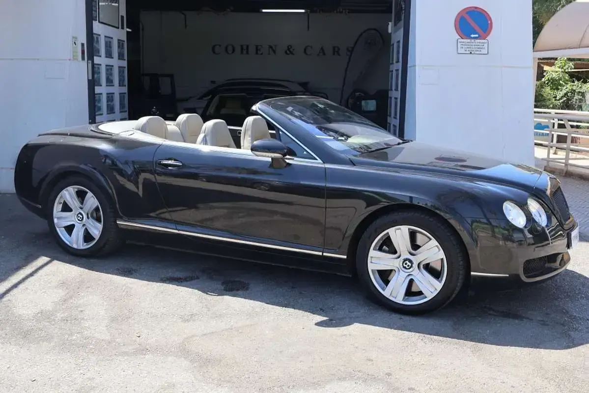 Usado Bentley Continental GT Mulliner 2006 Negro Coupe