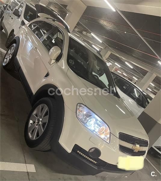 Blanco Usado 2010 Chevrolet Captiva SUV | 8000 € (Un poco caro) - Imagen 1/4