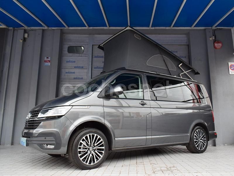 Gris / plata Usado 2022 VW California Beach Van | 52.950 € (Buen precio) - Imagen 1/4