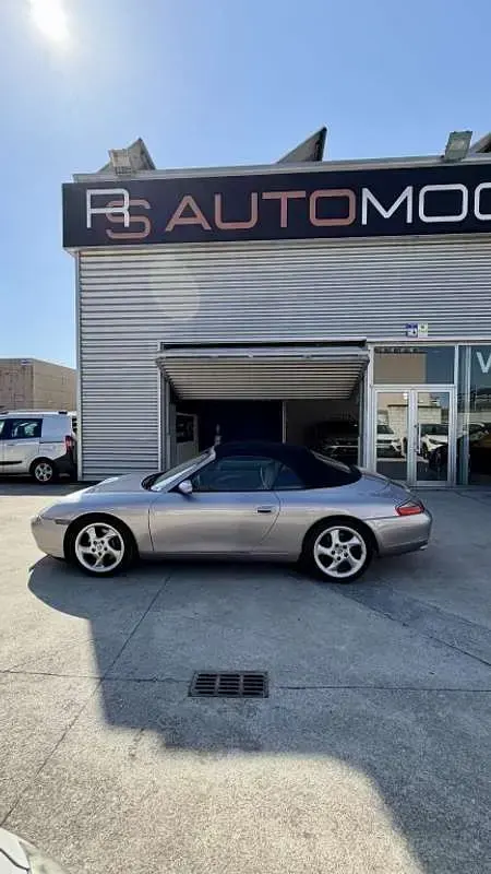 Usado Porsche 911 Carrera Cabriolet 300 CV (220 kW) 2001 Plateado Descapotable