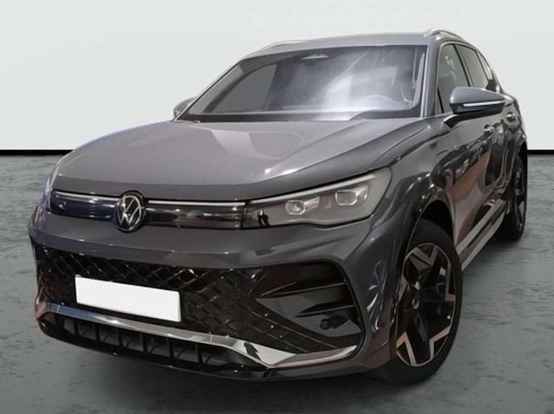 Gris Usado 2024 VW Tiguan R-line SUV | 37.190 € (Precio justo) - Imagen 1/4