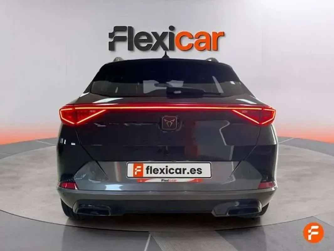 Usado Cupra Formentor 150 CV (110 kW) 2023 Negro SUV