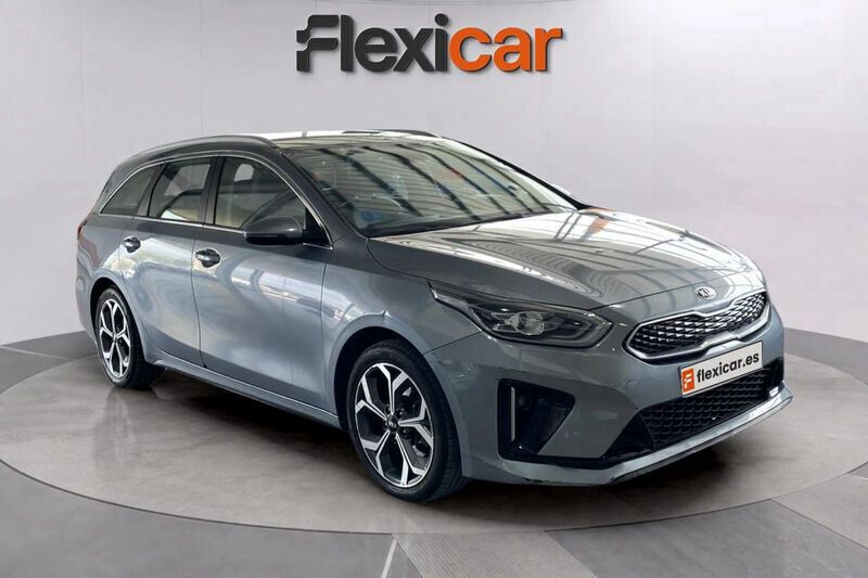 Gris Usado 2021 Kia Ceed Familiar | 12.990 € (Buen precio) - Imagen 1/4