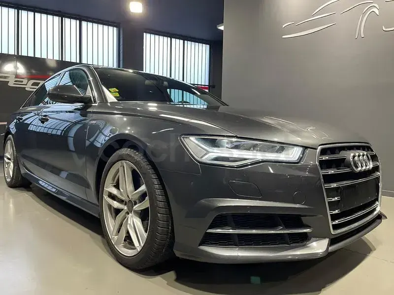 Usado Audi A6 S-Line 190 CV (139 kW) 2018 Gris / plata Berlina