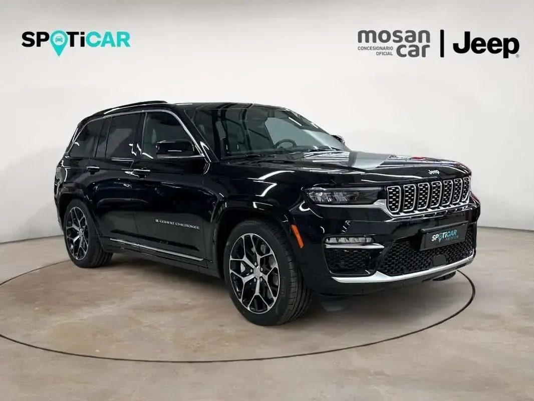 Usado Jeep Grand Cherokee Summit 381 CV (280 kW) 2025 Negro SUV