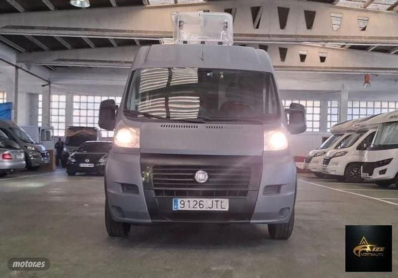 Usado Fiat Ducato 131 CV (96 kW) 2016 Gris Van