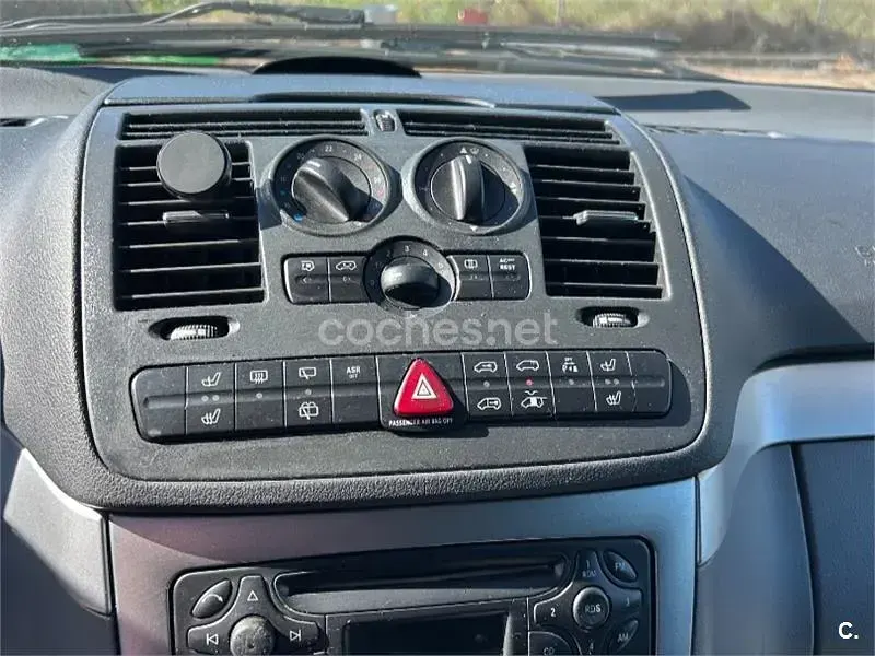 Usado Mercedes Viano 150 CV (110 kW) 2006 Blanco Monovolumen