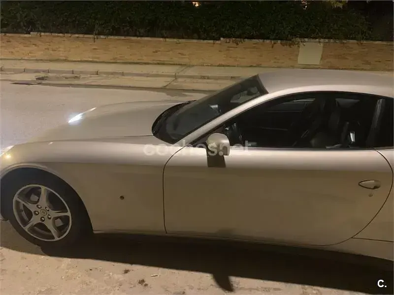 Usado Ferrari 612 540 CV (397 kW) 2005 Beige Coupe