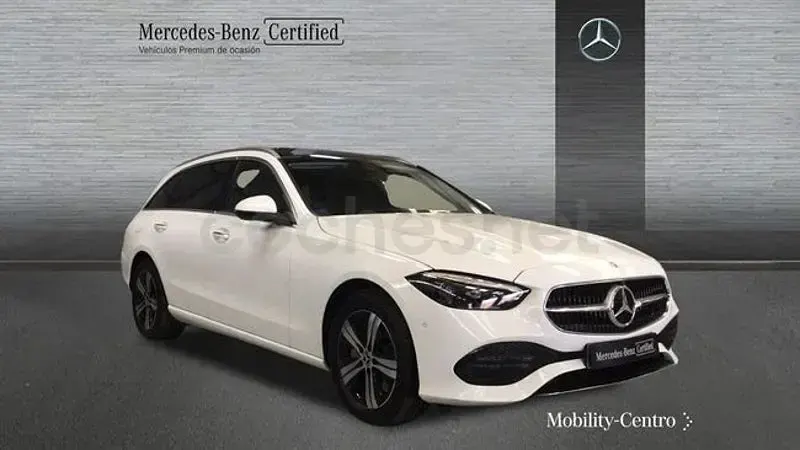 Usado Mercedes C300e 313 CV (230 kW) 2024 Blanco Familiar