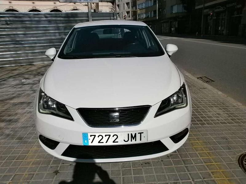 Usado Seat Ibiza Style 90 CV (66 kW) 2016 Blanco Utilitario